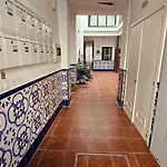 Castilla Del Cachorro, Apto De 2 Dormitorios En Triana
